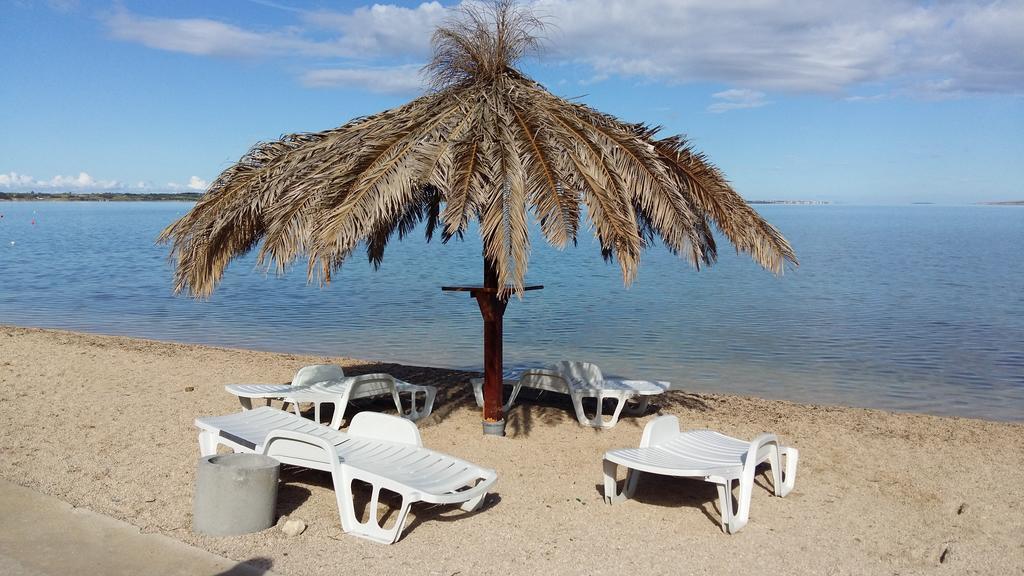 Milutinov Dvor Apartments Vrsi Dış mekan fotoğraf